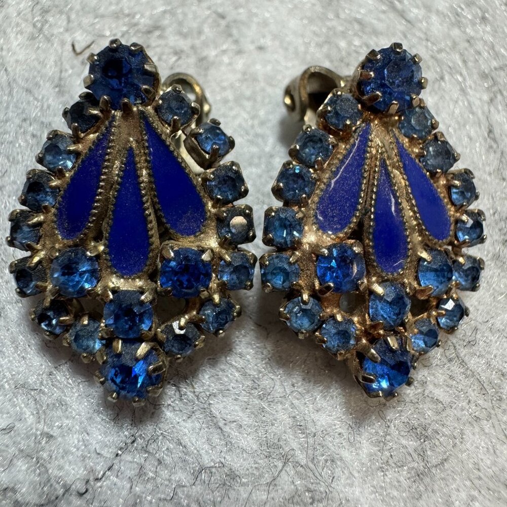 Vintage Weiss Blue AB Rhinestone & Enamel Clip-On Earrings - Picture 1 of 6